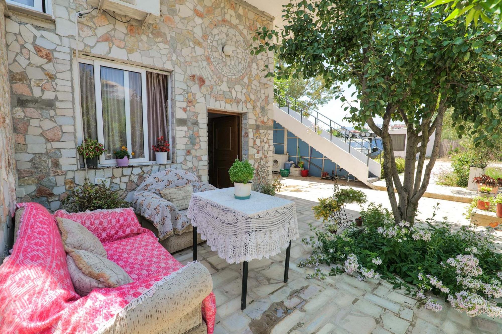 Garden Villa Lake Side & Glamping Ksamil Exterior foto