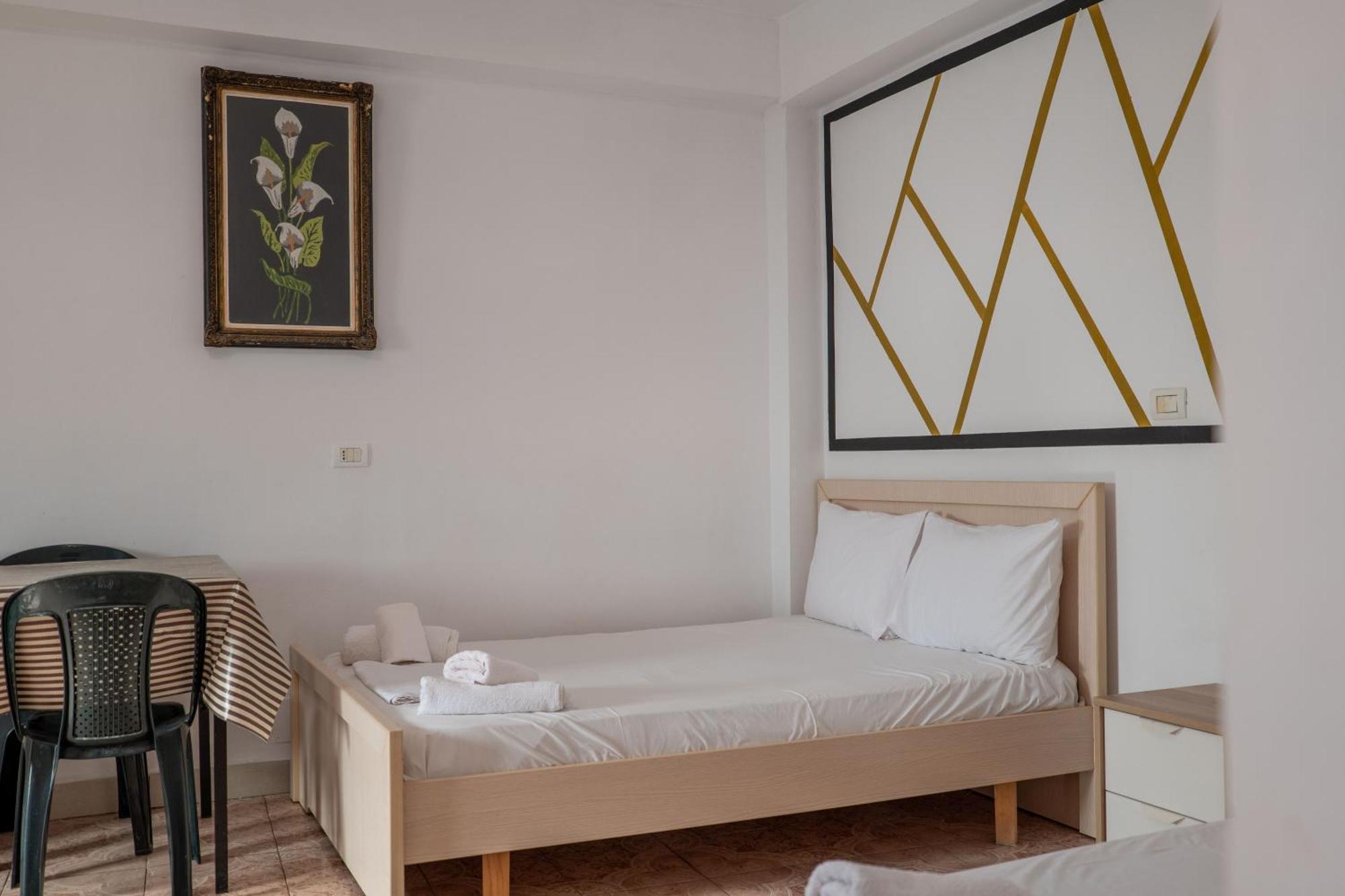 Garden Villa Lake Side & Glamping Ksamil Exterior foto