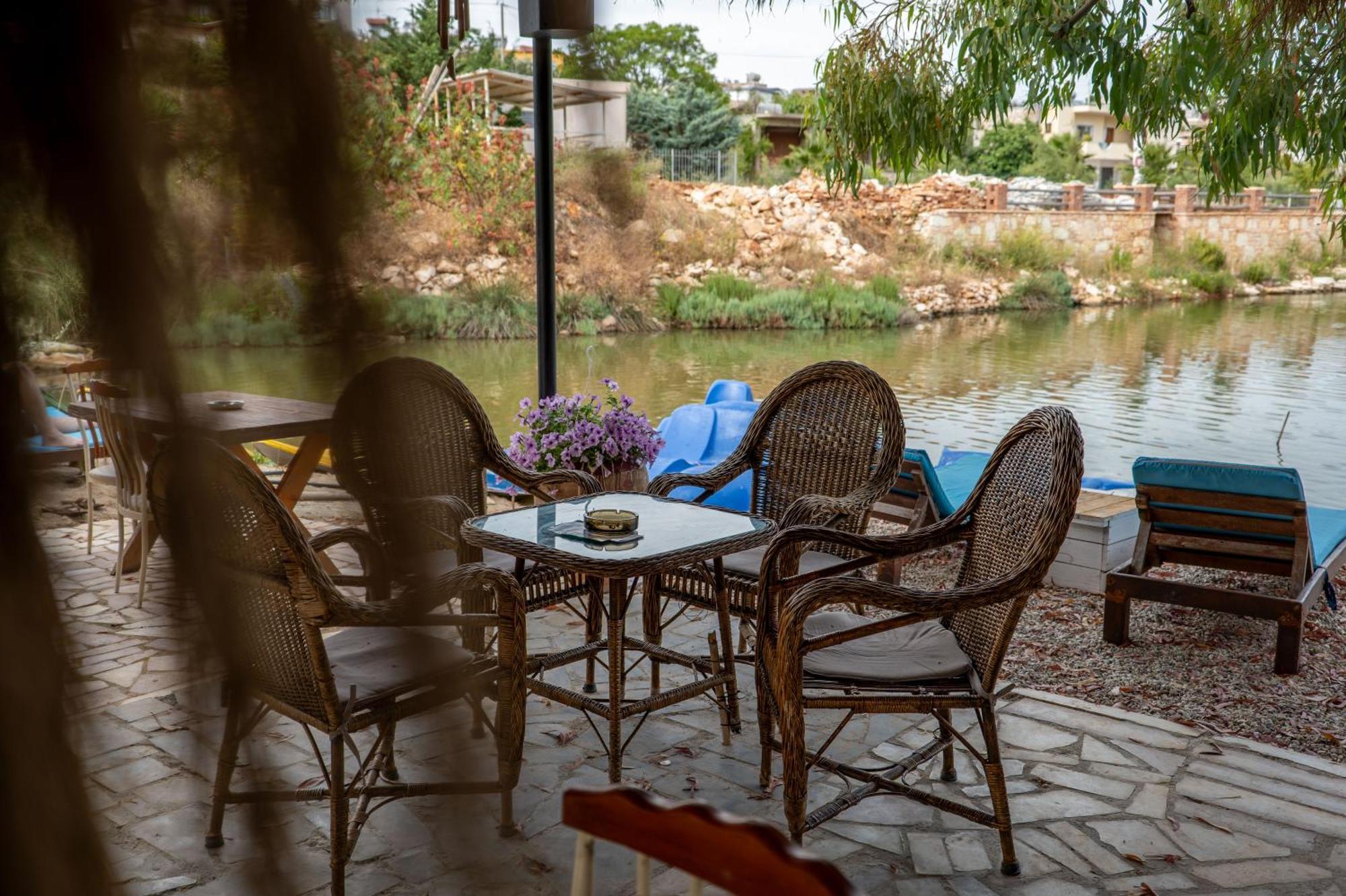 Garden Villa Lake Side & Glamping Ksamil Exterior foto